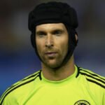 Petr Cech Selangkah di Arsenal
