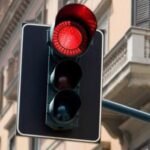 untukmu penerobos lampu merah
