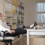5 Cara Menghentikan Kebiasaan Suka Menunda Pekerjaan foto: (pexels )